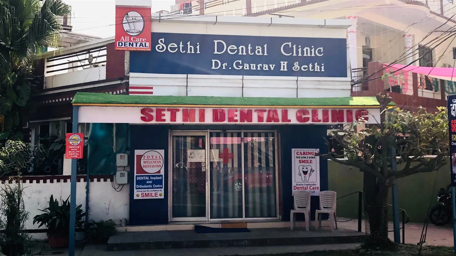 Exterior of Sethi Dental Clinic on Peer Nigaha Road in Una