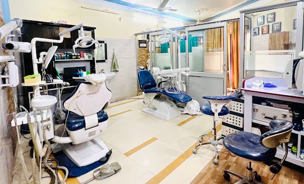 Treatment room inside Sethi Dental Clinic